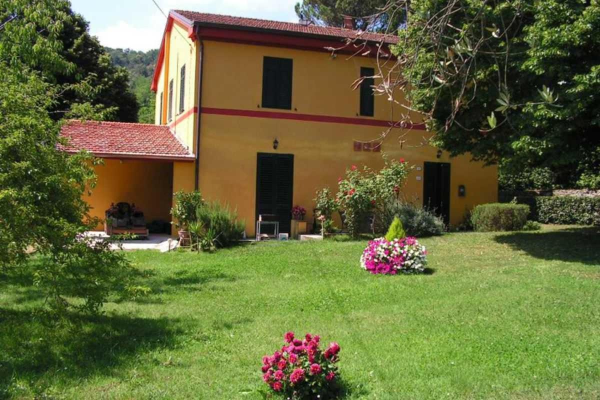 A Casa Di Antonio Hotel Lucca Exterior photo